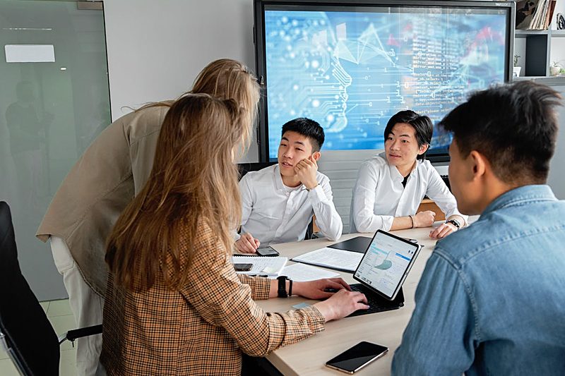 Client meeting to review investigation findings